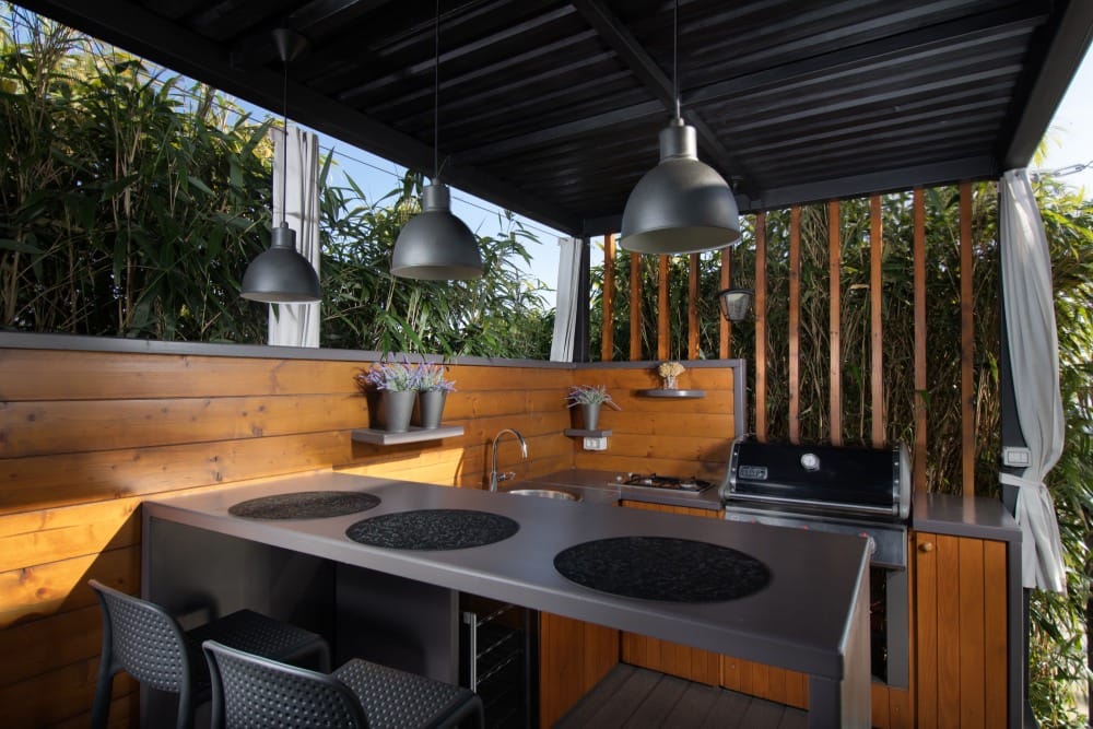 Tips for a High-Quality Outdoor Kitchen 1 Tips for a High Quality Outdoor Kitchen1